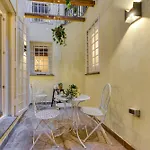 Skylife Spanish Steps *