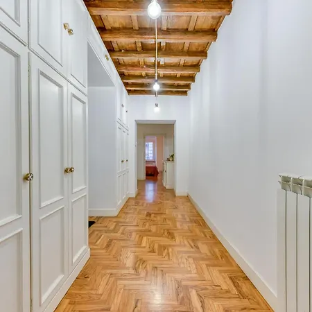 Skylife Spanish Steps Διαμέρισμα *